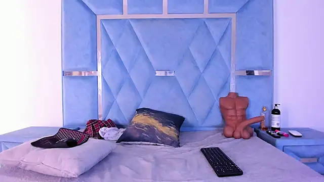 Snapshot of vennusasm1 chatting on 25, 9, 2025 vennusasm1 online show from 25, 9, 2025