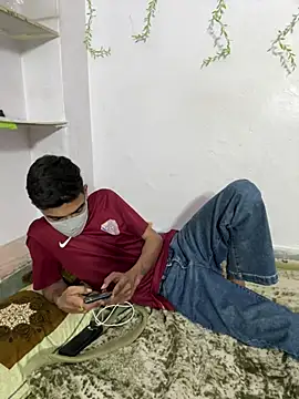 Snapshot of Sex_Queen_aaraya chatting on 24, 3, 2026 Sex Queen aaraya online show from 24, 3, 2026