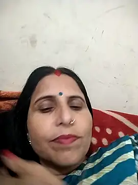 Snapshot of Hot_liya54 chatting on 8, 4, 2026 Hot liya54 online show from 8, 4, 2026
