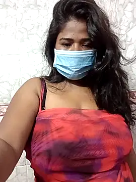 Snapshot of HAANNIAA chatting on 2, 11, 2025 HAANNIAA online show from 2, 11, 2025