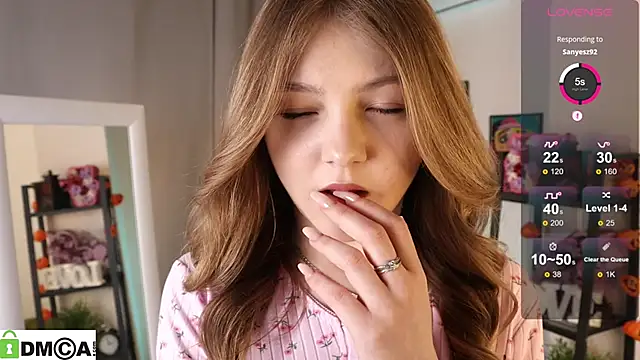 Snapshot of Sue_Sanders chatting on 28, 3, 2026 Sue Sanders online show from 28, 3, 2026