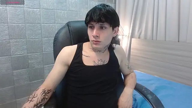 Iantwink18 online show from 21, 11, 2025