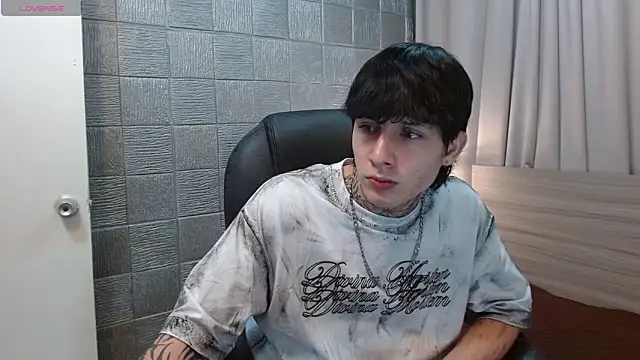 Iantwink18 online show from 9, 1, 2026