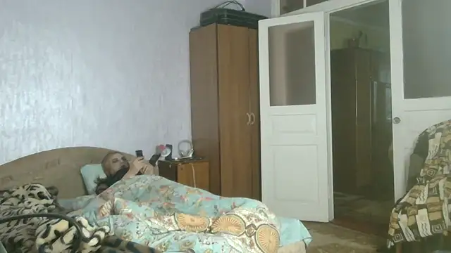 NiraFrost online show from 22, 10, 2025