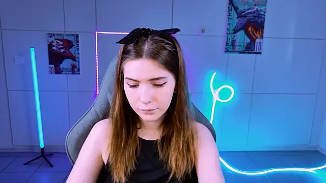 AliceCUNTach online show from 12, 9, 2025