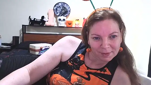 aussiepeaches online show from 29, 10, 2025