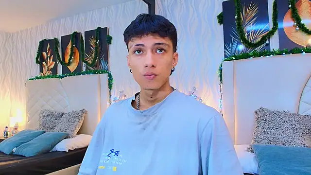 Snapshot of Lean_Portman chatting on 20, 12, 2025 Lean Portman online show from 20, 12, 2025