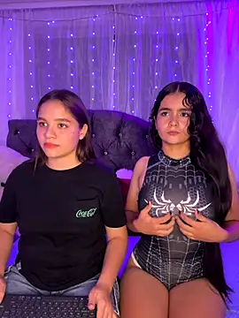 Ashley and Zoe online show from 13, 9, 2025