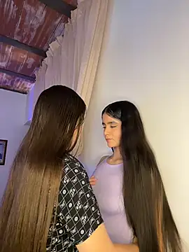 Ashley and Zoe online show from 21, 12, 2025