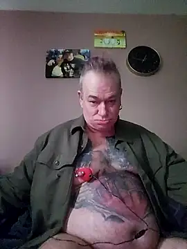 Snapshot of MysteriousToy4 chatting on 1, 2, 2026 MysteriousToy4 online show from 1, 2, 2026