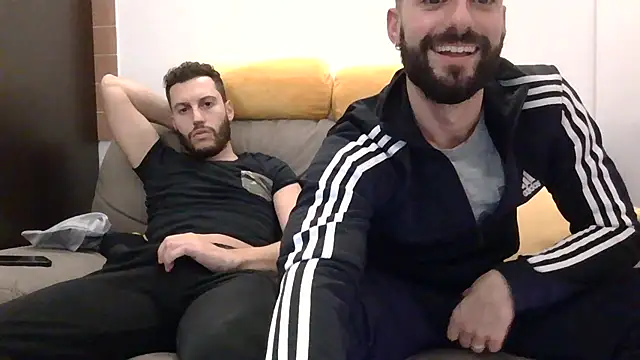 Snapshot of Amicisegreti chatting on 28, 11, 2025 Amicisegreti online show from 28, 11, 2025