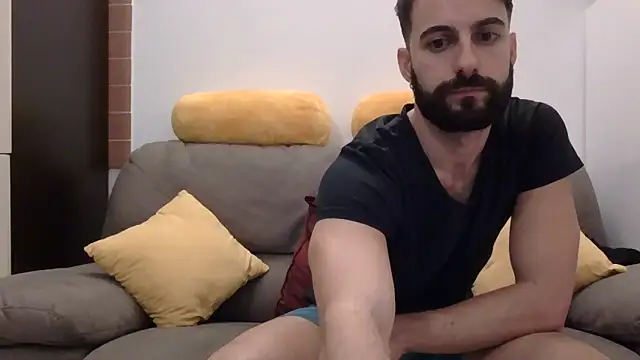 Snapshot of Amicisegreti chatting on 2, 12, 2025 Amicisegreti online show from 2, 12, 2025