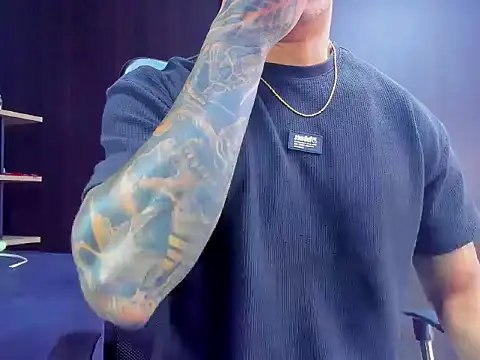 Snapshot of adrian_ray chatting on 3, 12, 2025 adrian ray online show from 3, 12, 2025