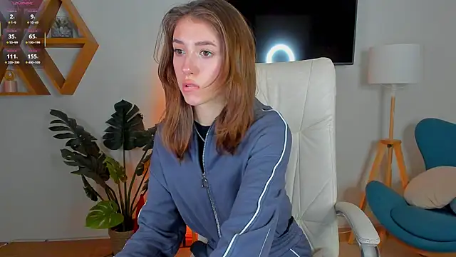 Snapshot of SweetVikki chatting on 19, 1, 2026 SweetVikki online show from 19, 1, 2026