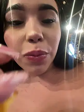 Snapshot of SofiaWildee chatting on 7, 2, 2026 SofiaWildee online show from 7, 2, 2026