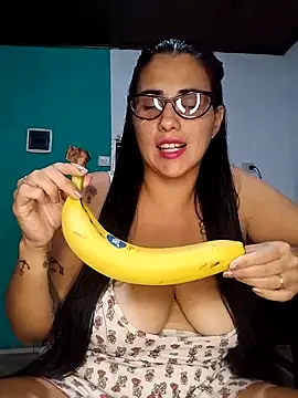 kariciasecreta online show from 1, 4, 2026