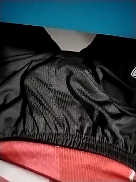 Snapshot of Thanhk77777 chatting on 9, 11, 2025 Thanhk77777 online show from 9, 11, 2025