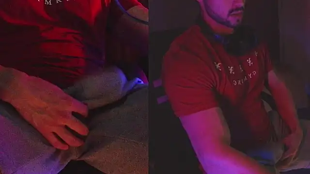 Snapshot of Axel-Cr0ss chatting on 10, 9, 2025 Axel-Cr0ss online show from 10, 9, 2025