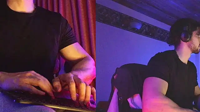 Axel-Cr0ss online show from 12, 9, 2025