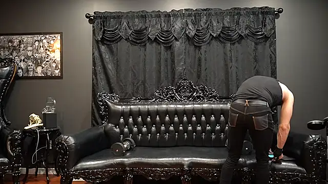 gothicdesigner online show from 14, 11, 2025