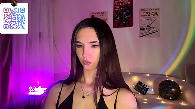 LinaMour online show from 16, 3, 2026