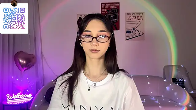 LinaMour online show from 15, 5, 2026