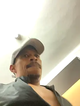 fitsexyman online show from 10, 10, 2025