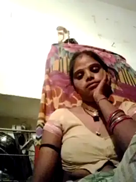 Snapshot of Janki_tyagi chatting on 9, 9, 2025 Janki tyagi online show from 9, 9, 2025