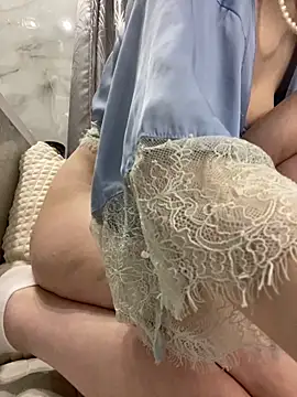 Snapshot of Kitty_Kisss chatting on 13, 4, 2026 Kitty Kisss online show from 13, 4, 2026