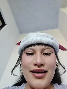 Eva Clark01 online show from 24, 10, 2025