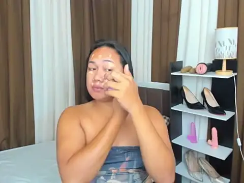 TsUncutKaren online show from 22, 9, 2025