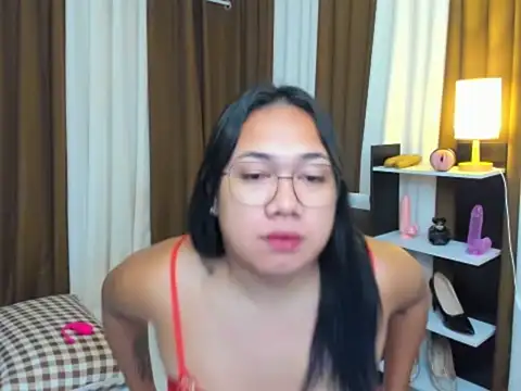 TsUncutKaren online show from 29, 9, 2025