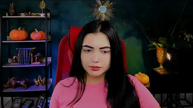 NaomiWilsons online show from 31, 10, 2025