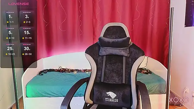 Snapshot of Milly__Foxy chatting on 26, 10, 2025 Milly Foxy online show from 26, 10, 2025