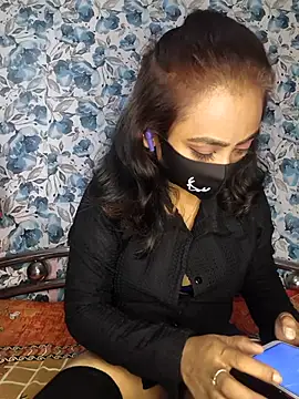 yours sugar babe online show from 4, 12, 2025