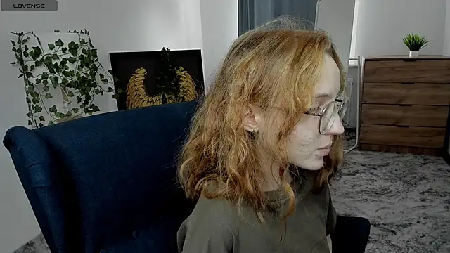 Snapshot of IiceVeinss chatting on 23, 10, 2025 IiceVeinss online show from 23, 10, 2025