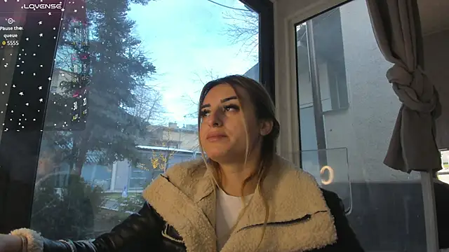 Snapshot of Ella_Vee chatting on 10, 1, 2026 Ella Vee online show from 10, 1, 2026