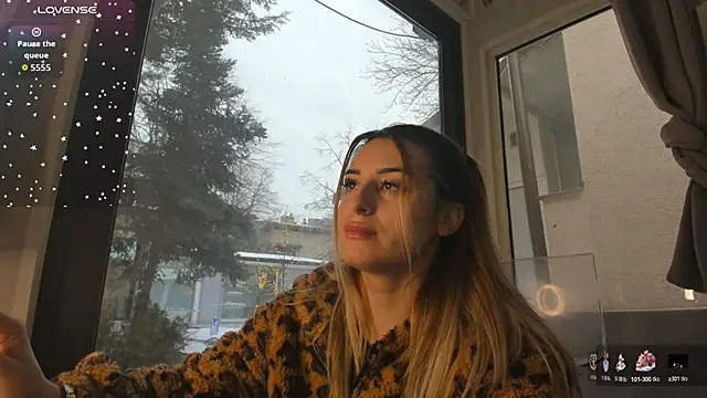 Snapshot of Ella_Vee chatting on 19, 1, 2026 Ella Vee online show from 19, 1, 2026