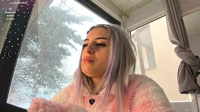 Snapshot of Ella_Vee chatting on 21, 2, 2026 Ella Vee online show from 21, 2, 2026