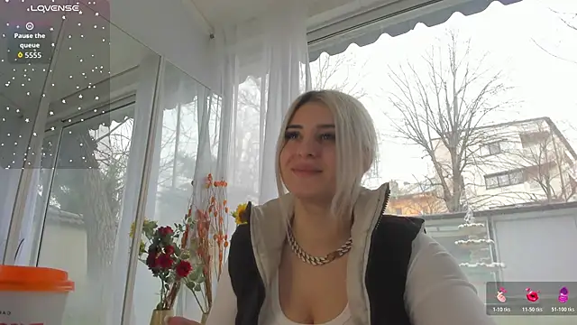 Snapshot of Ella_Vee chatting on 26, 3, 2026 Ella Vee online show from 26, 3, 2026