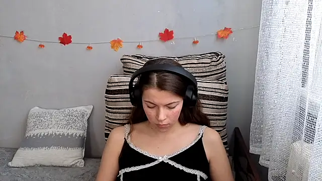 Snapshot of CutieAnny chatting on 25, 10, 2025 CutieAnny online show from 25, 10, 2025