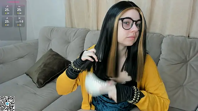 EvaBlimey online show from 16, 10, 2025