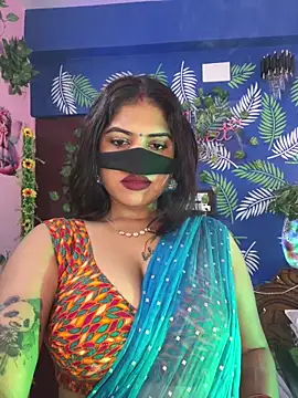 Snapshot of V-Hot-Sweti chatting on 22, 12, 2025 V-Hot-Sweti online show from 22, 12, 2025