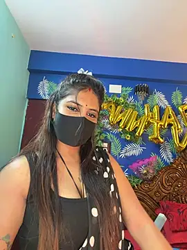 Snapshot of V-Hot-Sweti chatting on 23, 2, 2026 V-Hot-Sweti online show from 23, 2, 2026