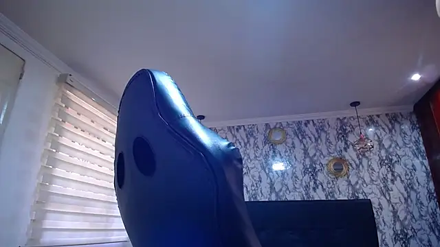 Dafne castro  online show from 20, 9, 2025