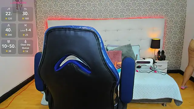 Snapshot of Manu_silver_ chatting on 24, 9, 2025 Manu silver online show from 24, 9, 2025