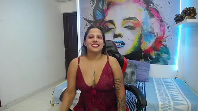 Snapshot of tiana_breeze chatting on 7, 10, 2025 tiana breeze online show from 7, 10, 2025