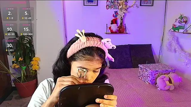 emycarver09 online show from 28, 11, 2025