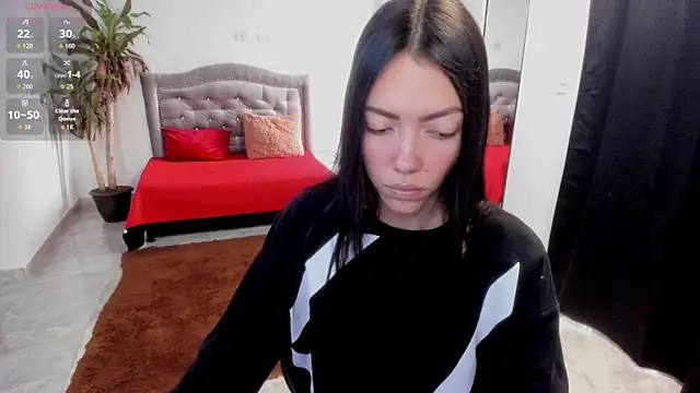 Snapshot of fox_valerie chatting on 9, 4, 2026 fox valerie online show from 9, 4, 2026