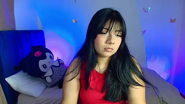 Snapshot of annie-russel chatting on 25, 3, 2026 annie-russel online show from 25, 3, 2026